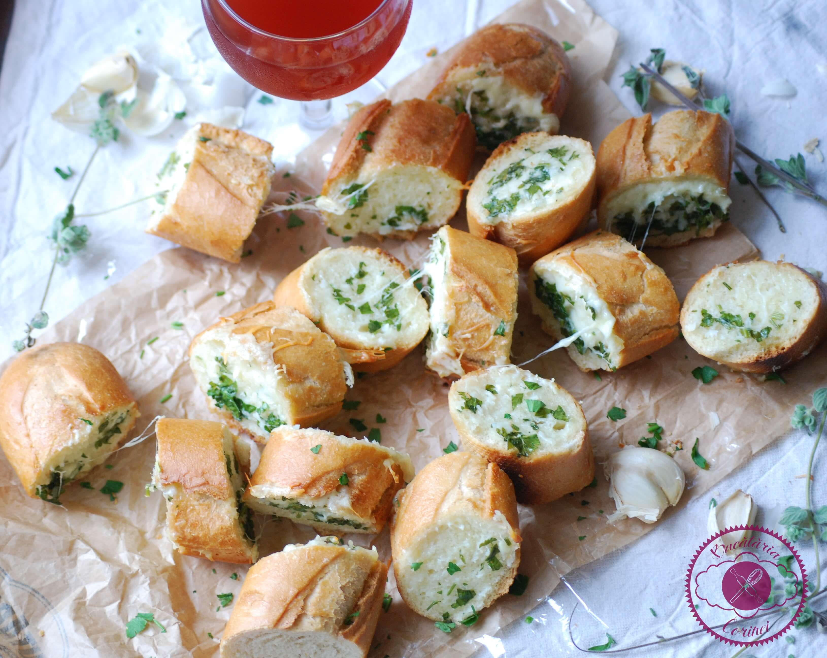 Paine cu usturoi (Garlic bread)