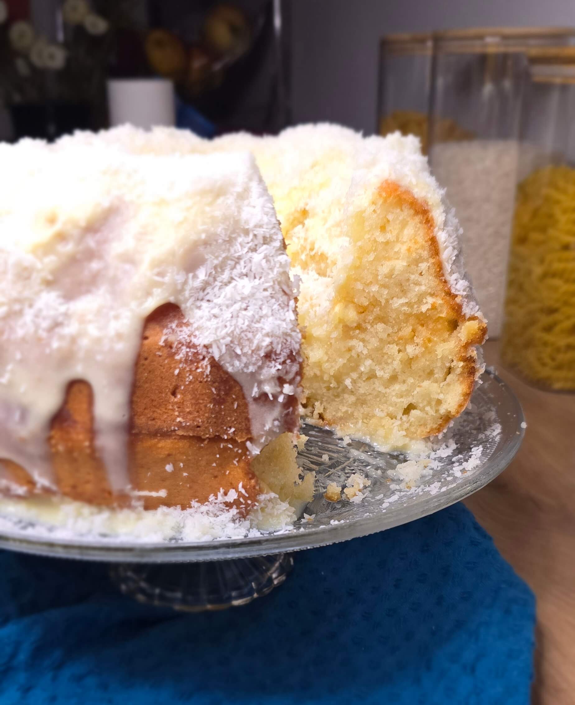Chec cu nuca de cocos-Christmas Coconut Bundt